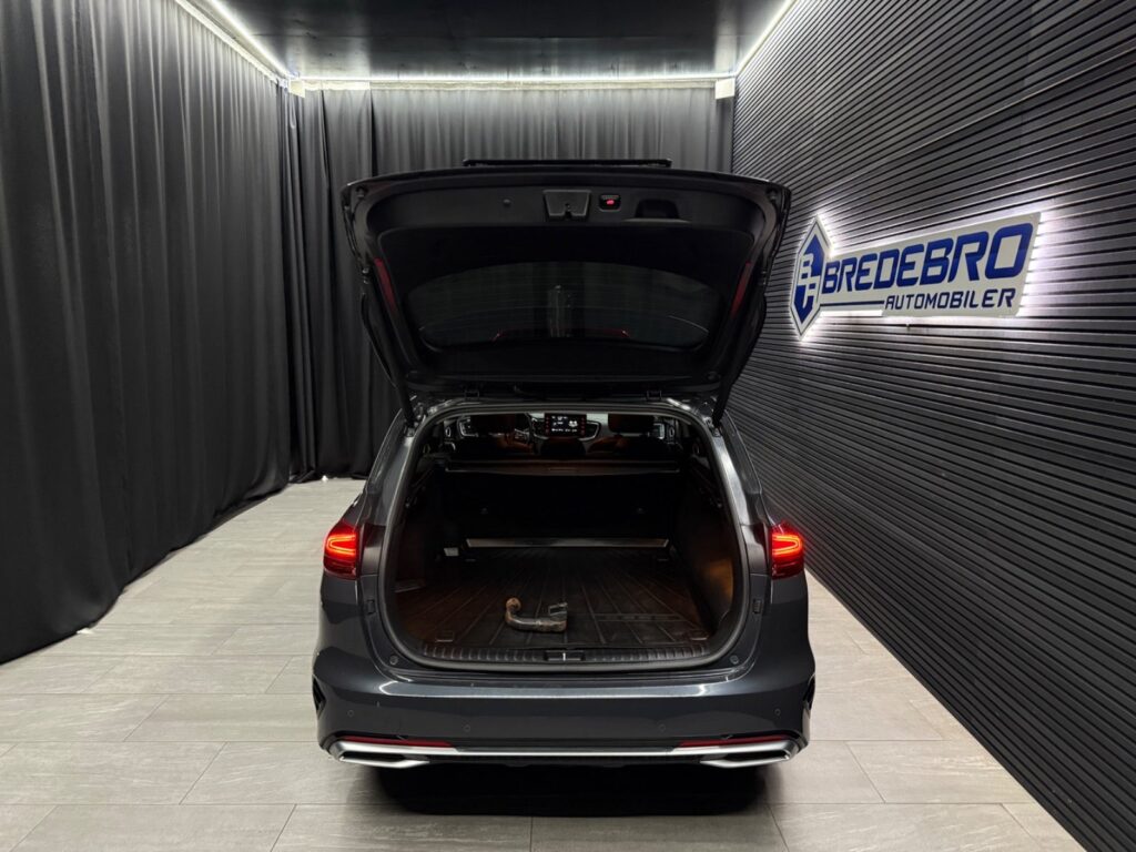 Kia Ceed PHEV Upgrade SW DCT